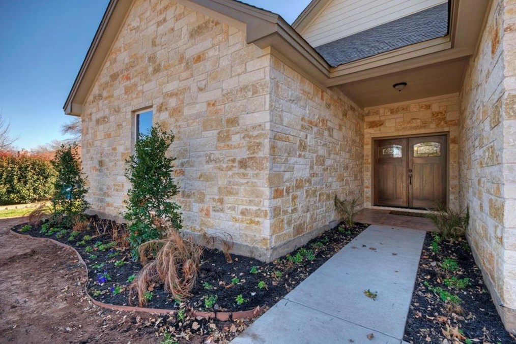 10911 Hillside Oak Ln, Austin TX  78750-1118 exterior