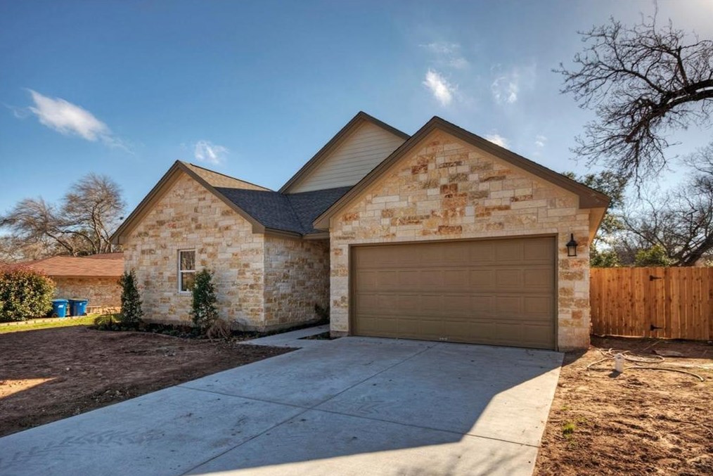 10911 Hillside Oak Ln, Austin TX  78750-1118 exterior