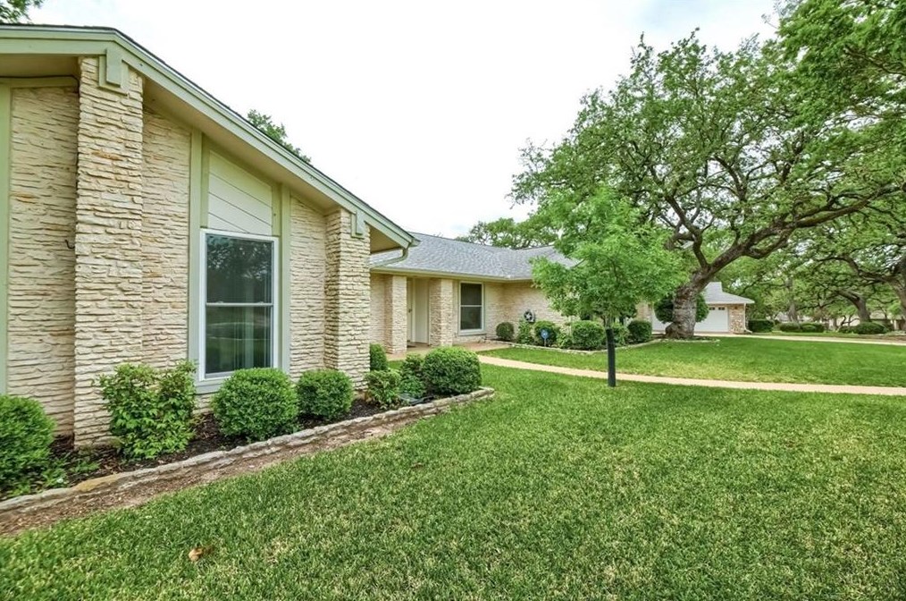 10503 Spicewood Pkwy, Austin, TX 78750-3303