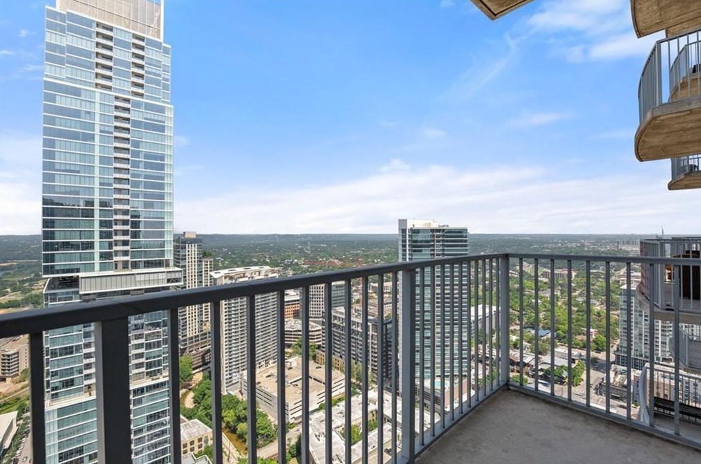 360 Nueces St Apt 3904, Austin, TX 78701