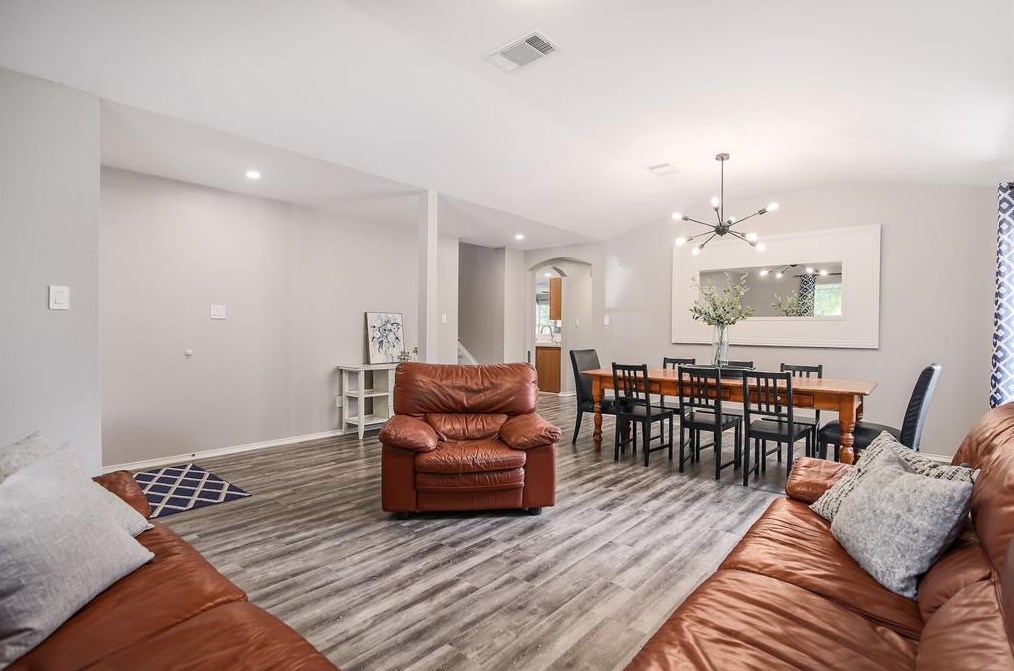 12113 Kilmartin Ln, Austin, TX 78754-6028