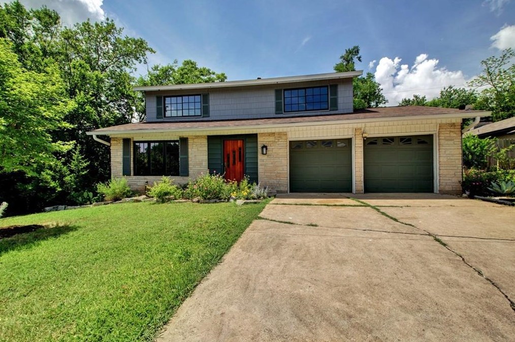 2405 Loyola Ln, Austin TX  78723-2120 exterior