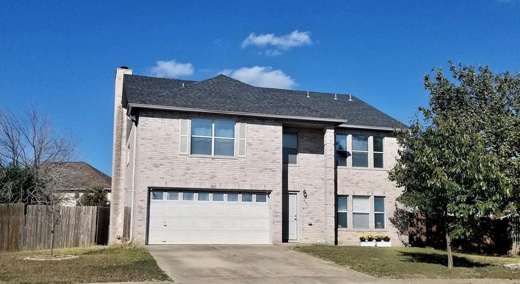 901 Swallow Ridge Cv, Pflugerville, TX 78660-8041