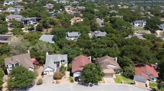 5809 Sandalwood Holw, Austin TX exterior