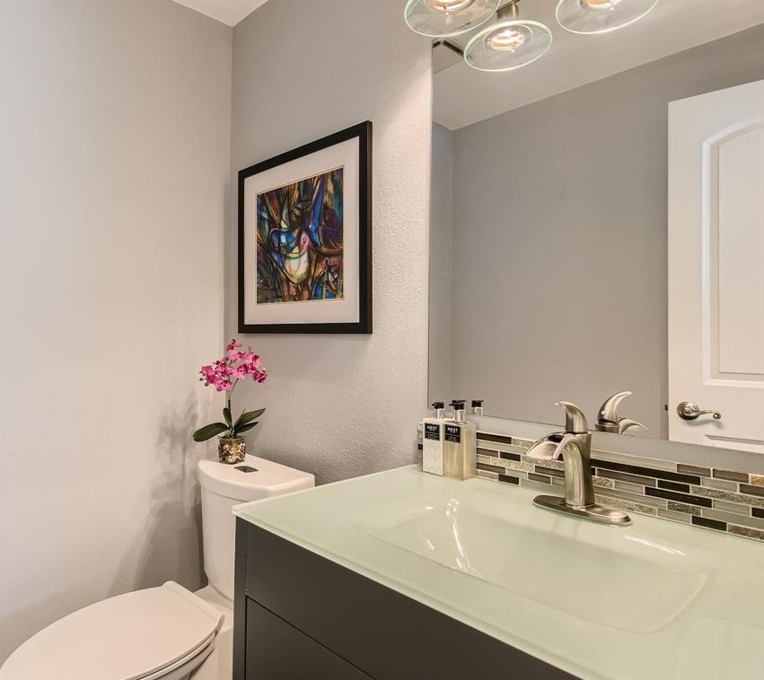 5809 Sandalwood Holw, Austin TX exterior