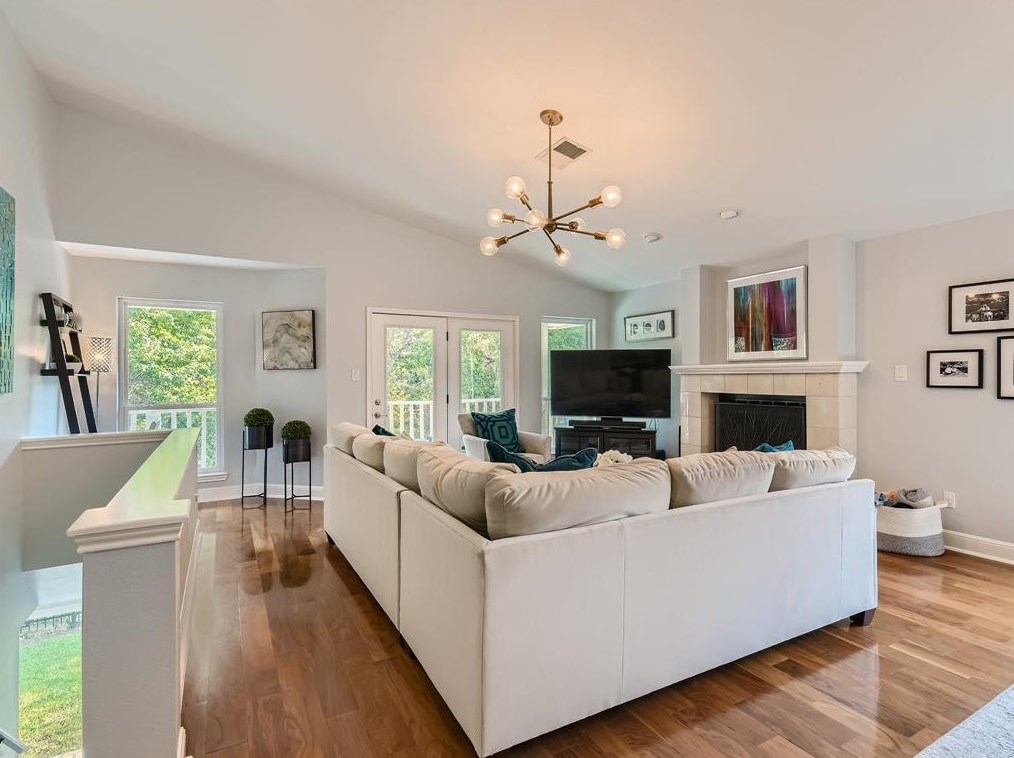 5809 Sandalwood Holw, Austin, TX 78731-3623