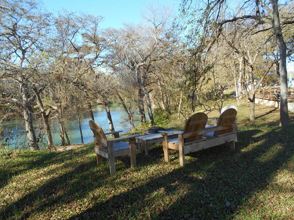 1000 Boenig St, Seguin, TX 78155
