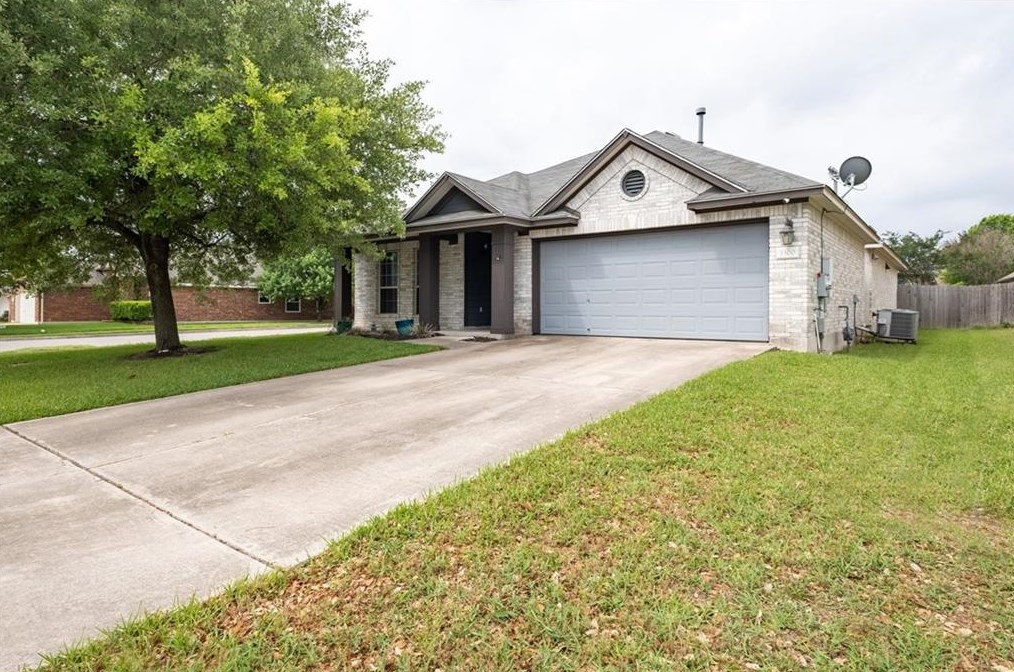 3300 Winding Shore Ln, Pflugerville, TX 78660-7735