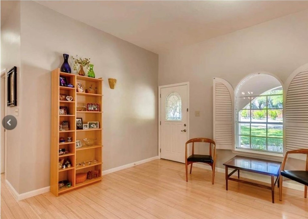 2600 Rollingwood Dr, Austin TX  78746-5646 exterior