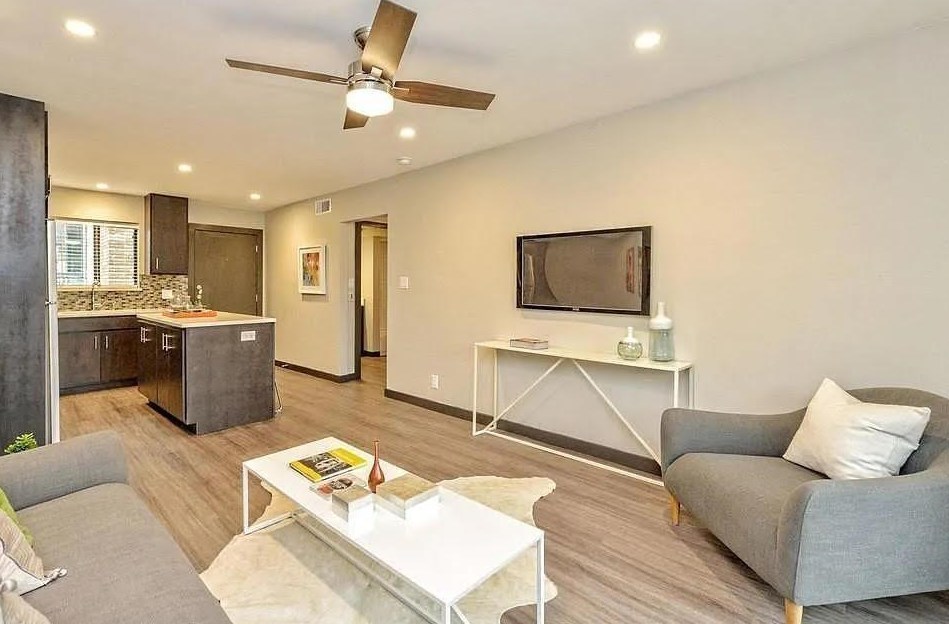 3301 Red River St Apt 212, Austin, TX 78705