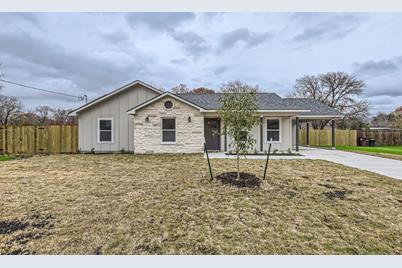 1305 Dove Ln, Lockhart, TX 78644 - Photo 1