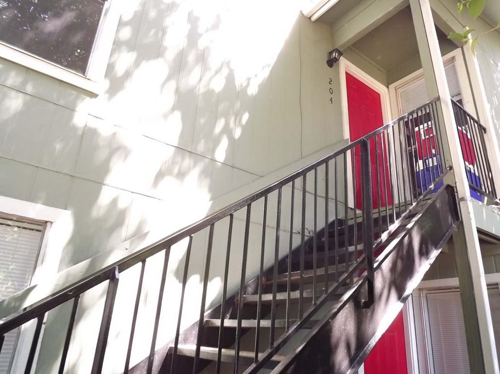 2710 S 1st St #204, Austin, TX 78704