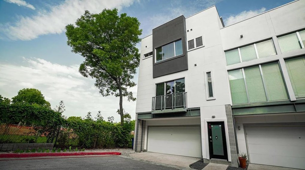 4801 S Congress Ave #j4, Austin, TX 78745