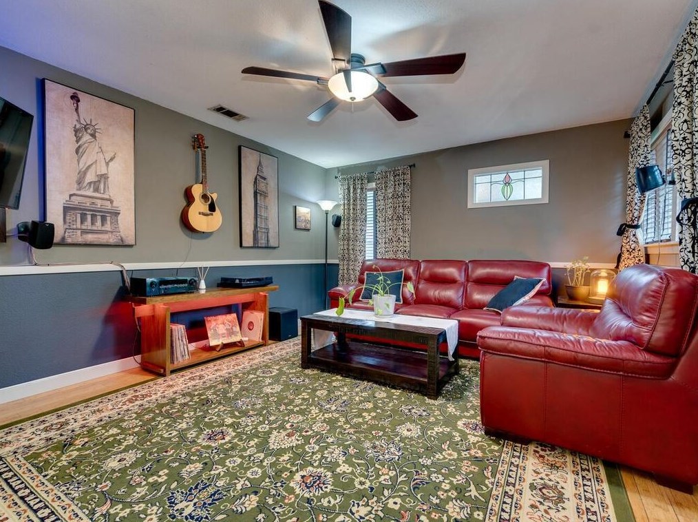 502 Sacramento Dr, Austin TX  78704-6345 exterior