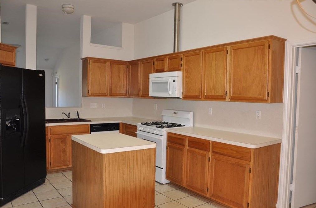 1225 Laurelleaf Dr, Pflugerville TX  78660-2254 exterior