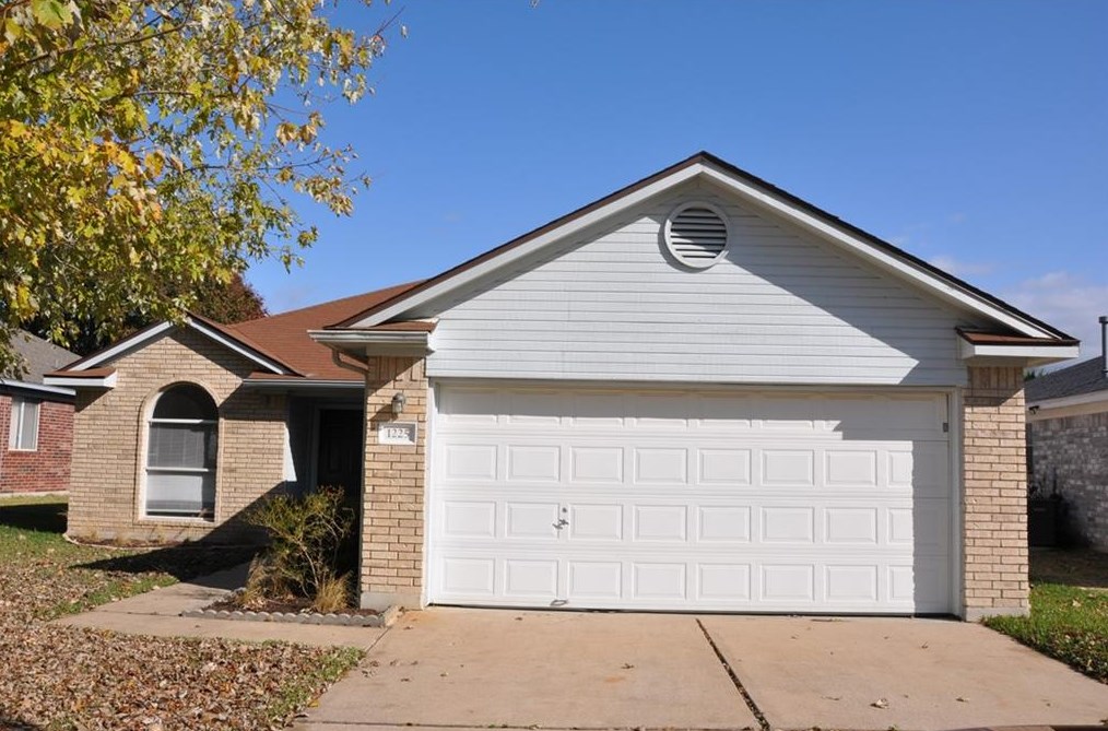 1225 Laurelleaf Dr, Pflugerville TX  78660-2254 exterior