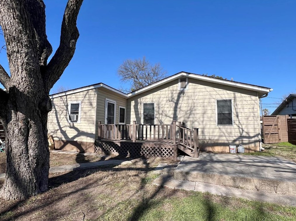 4705 Oak Cliff Dr, Austin, TX 78721