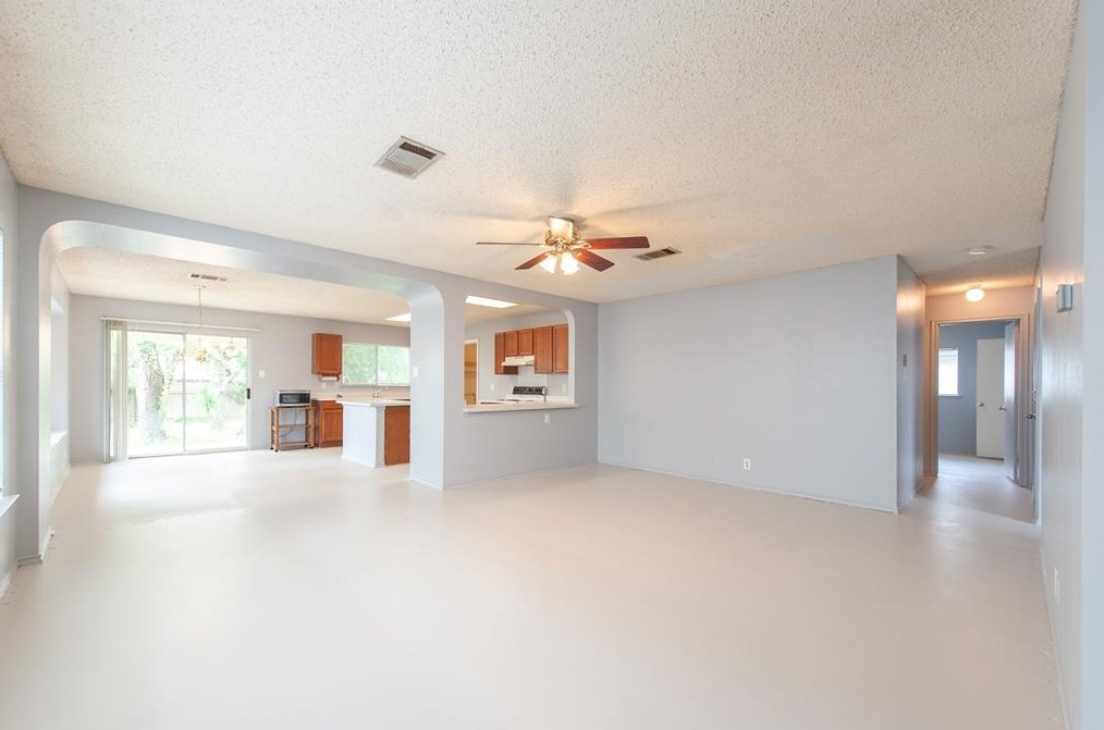 2813 Adelen Ln, Round Rock, TX 78664