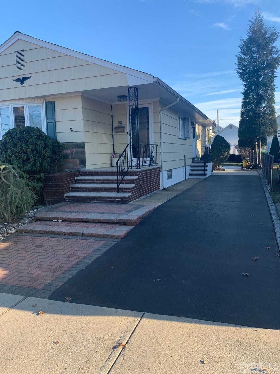 32 Southside Ave, South River, NJ 08882-2211