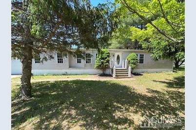 397 Spotswood Gravel Hill Road, Monroe Township, NJ 08831 - Photo 1
