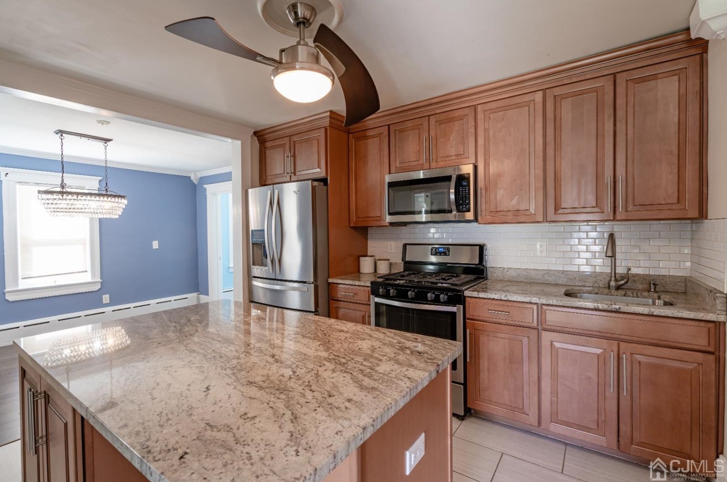 71 Jeffrie Ave, South River, NJ 08882-2242