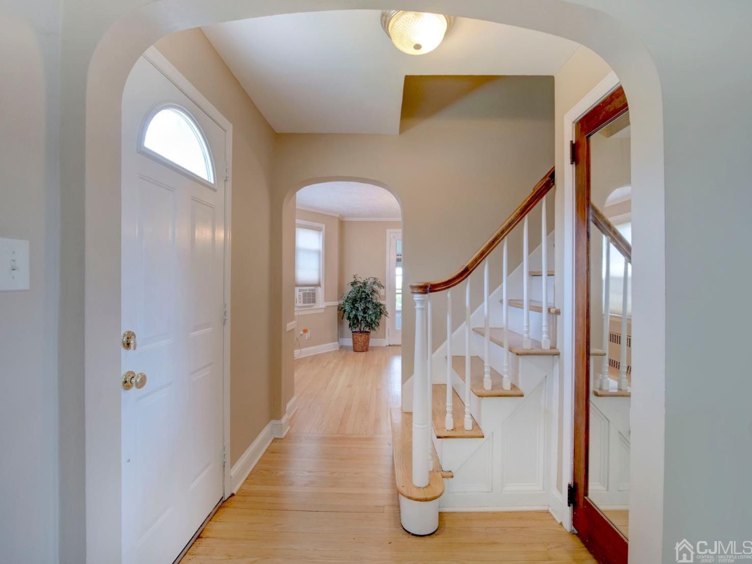 53 Devoe St, South River, NJ 08882-1944