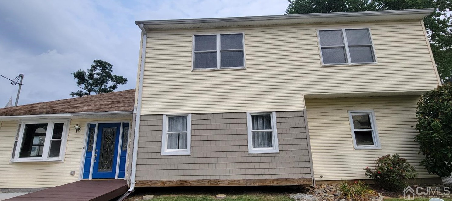 22 Hooker St, Monroe Twp, NJ 08831-1470