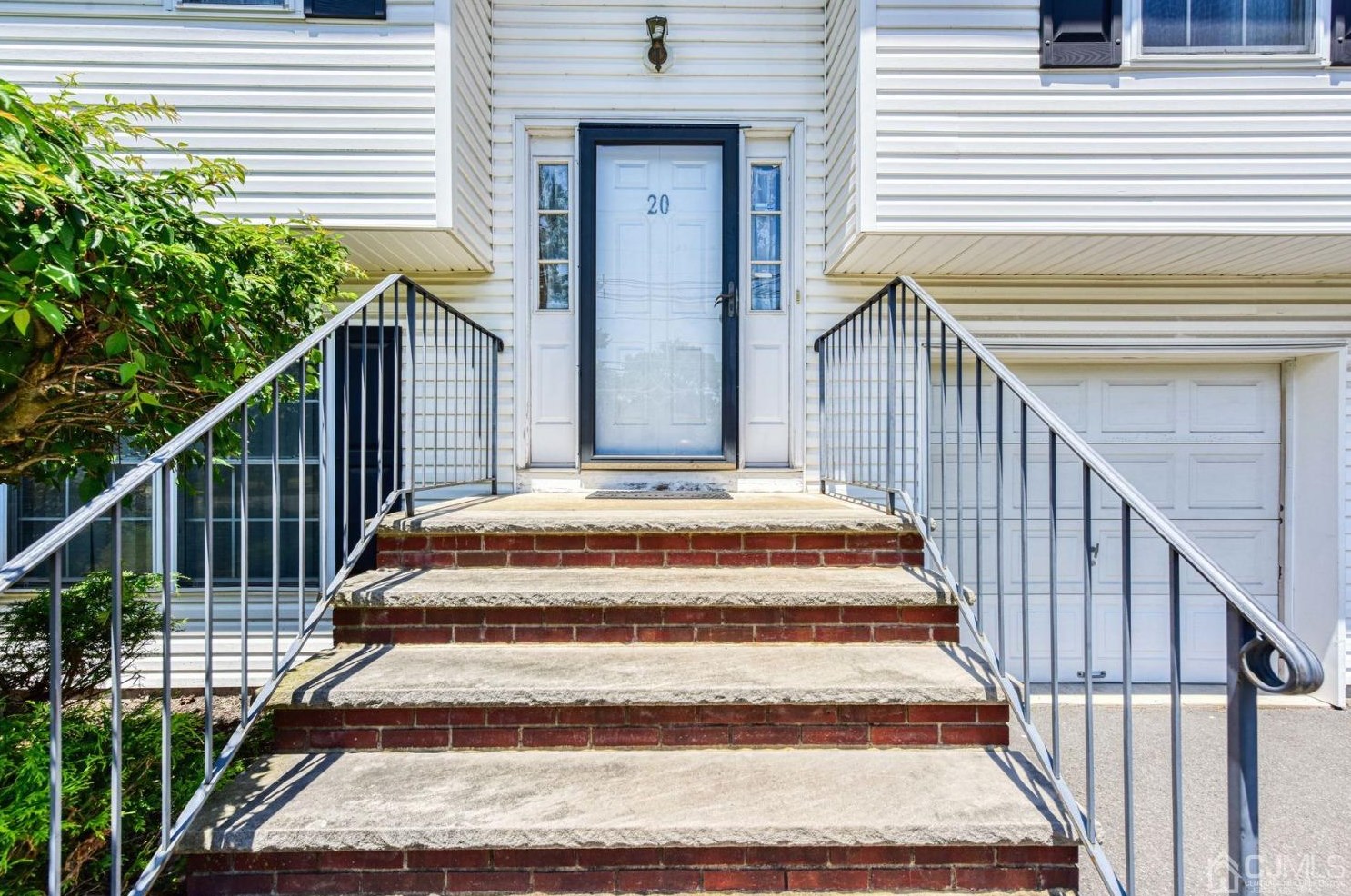 20 School St, Piscataway, NJ 08854