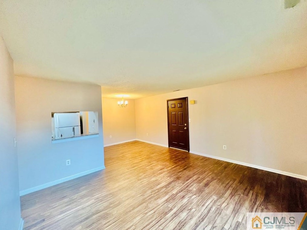 5215 Ravens Crest Dr, Plainsboro, NJ 08536