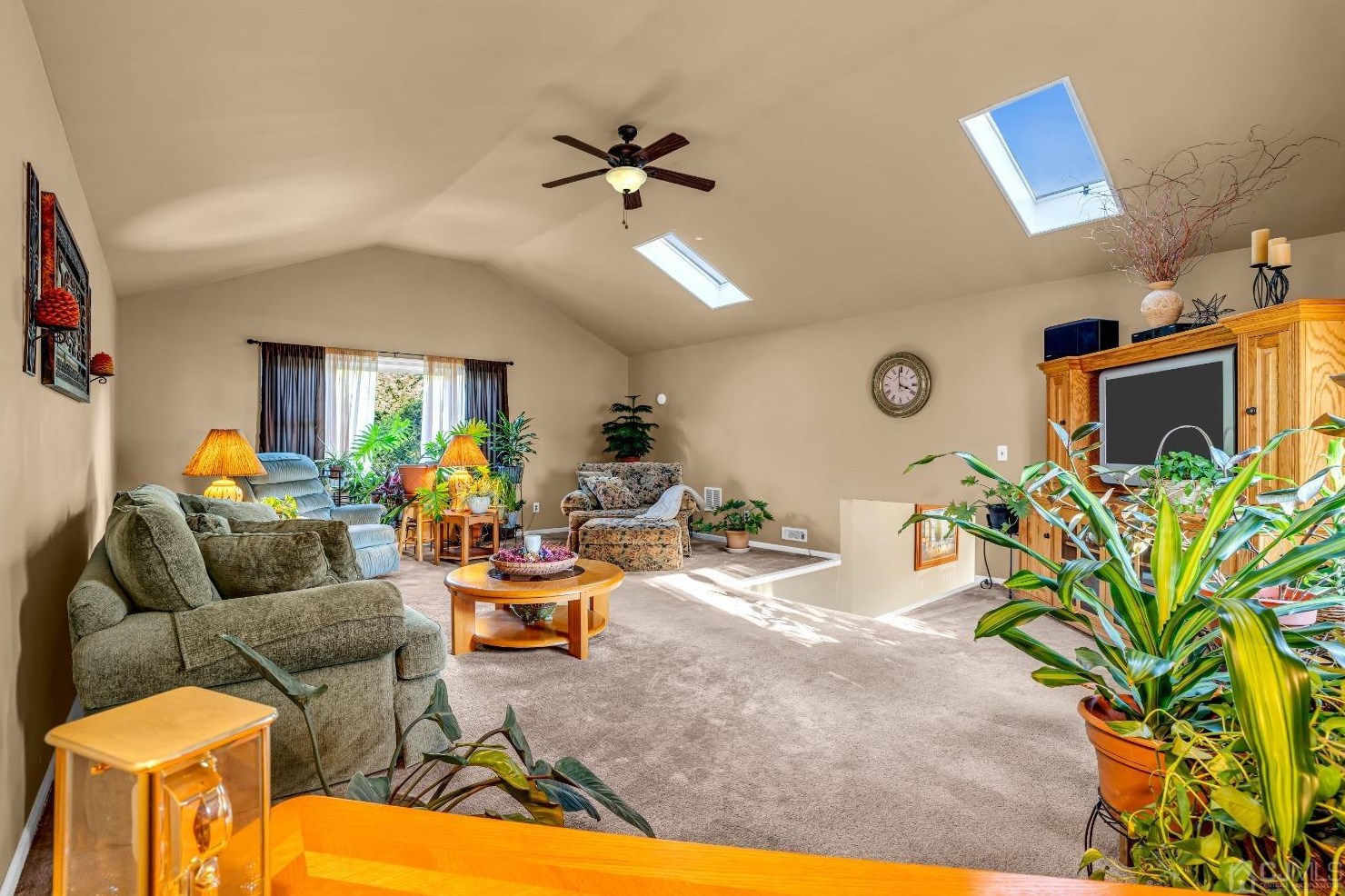 147 Brewster Ave, Piscataway, NJ 08854