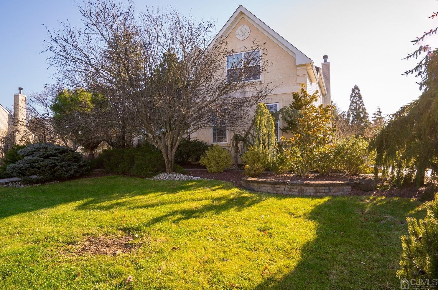 3 Cottonwood Ct, Plainsboro, NJ 08536-2064