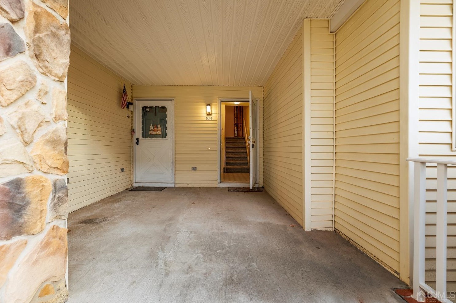 164 Keswick Dr, Piscataway, NJ 08854