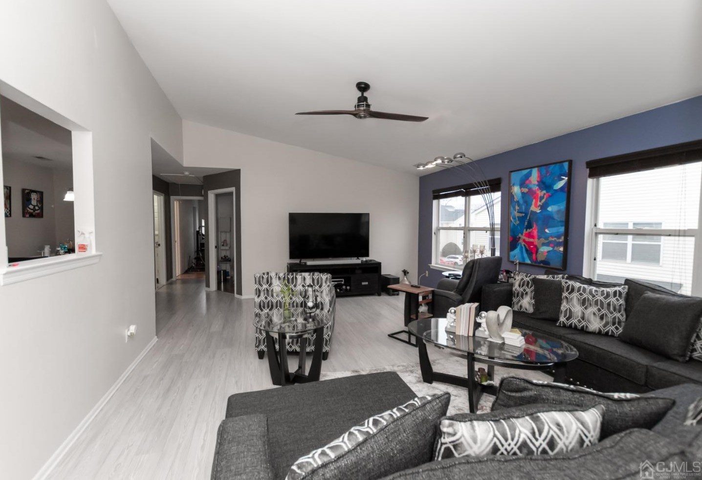 380 Keswick Dr, Piscataway, NJ 08854