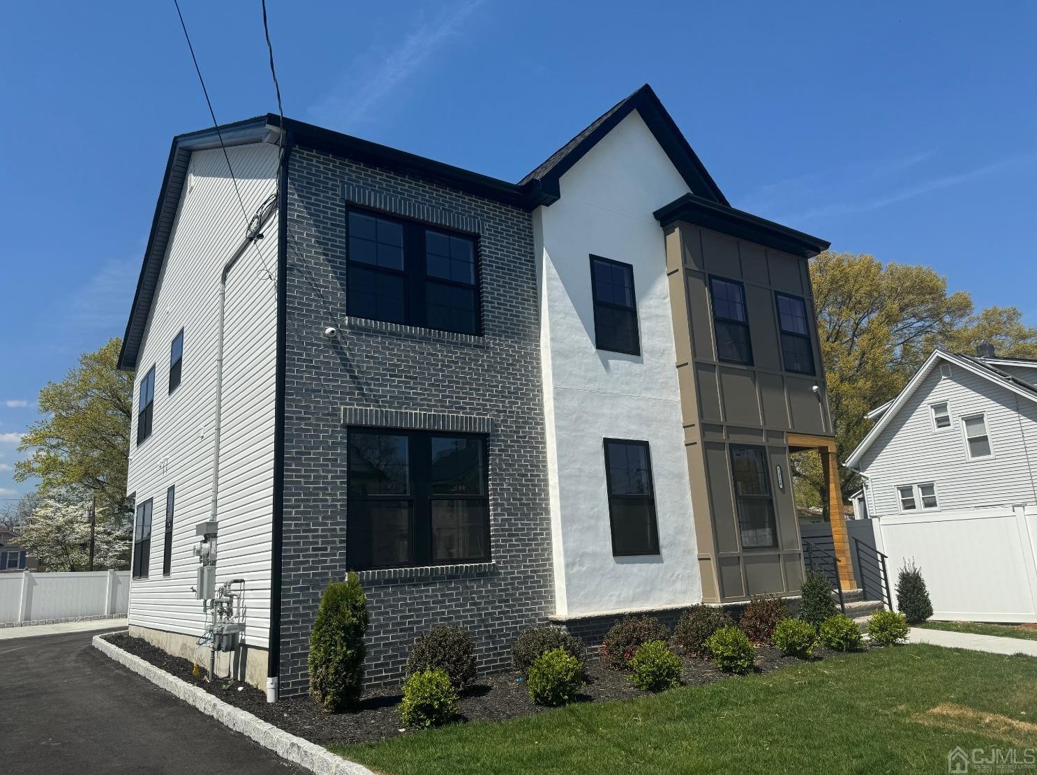 1526 W 3rd St, Plainfield, NJ 07063
