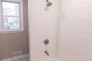 6 Joan St, South Brunswick Township, NJ 08824 - Photo 12