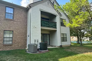 1202 Harbor Club Dr, Sayreville, NJ 08859 - Photo 2