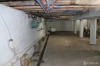 519 Roosevelt Avenue, Carteret, NJ 07008 - Photo 16
