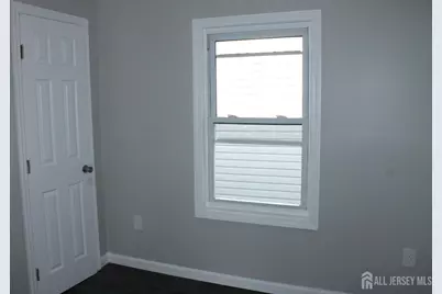 519 Roosevelt Avenue, Carteret, NJ 07008 - Photo 26