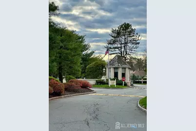 29 Gate House Lane, Edison, NJ 08820 - Photo 28
