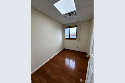 51 W Prospect Street, East Brunswick Township, NJ 08816 - Photo 14