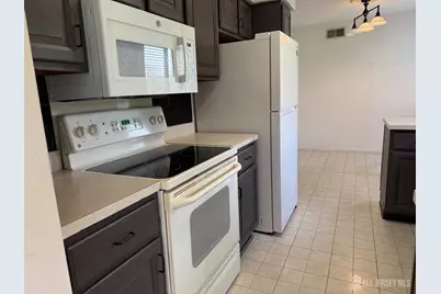 492 Delair Road #C, Monroe Township, NJ 08831 - Photo 6