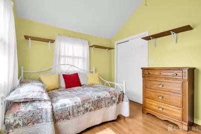 21 Luke Street, Sayreville, NJ 08879 - Photo 18