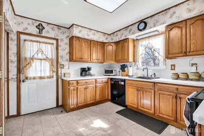 21 Luke Street, Sayreville, NJ 08879 - Photo 10