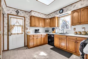 21 Luke St, Sayreville, NJ 08879 - Photo 10