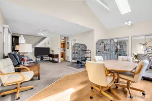 21 Luke St, Sayreville, NJ 08879 - Photo 4