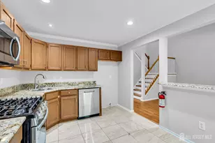 242 Hawthorne Rd, North Brunswick Township, NJ 08902 - Photo 12