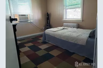 22 Trenton Avenue, Edison, NJ 08817 - Photo 8