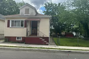 44 S Ward St, New Brunswick, NJ 08901 - Photo 2