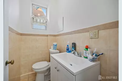 318 Elm Street, Perth Amboy, NJ 08861 - Photo 8