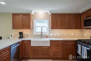 7 Deer Brook Blvd, North Brunswick Township, NJ 08902 - Photo 30